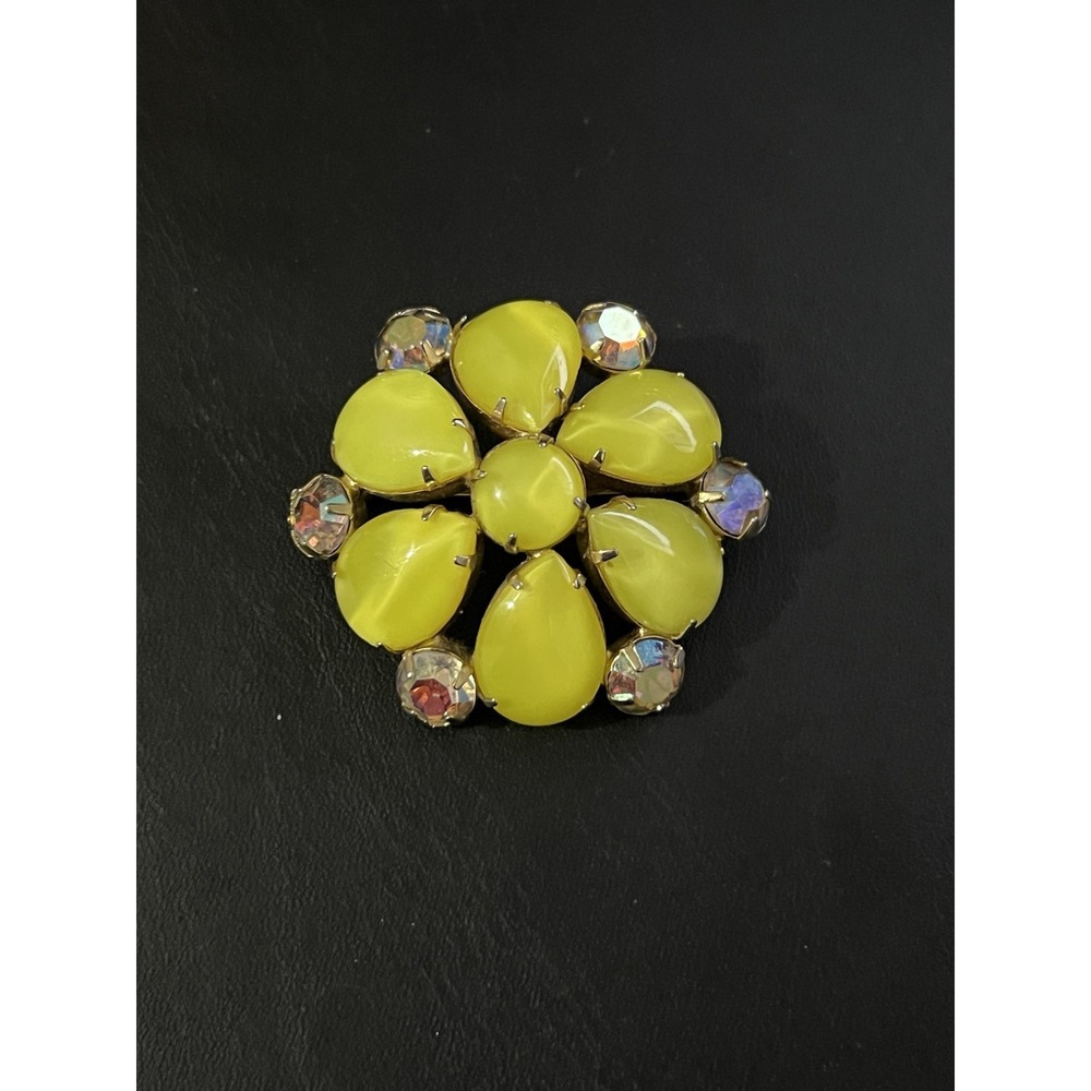 VINTAGE yellow GLASS aurora borealis RHINESTONE BROOCH pin prong - Picture 6 of 13